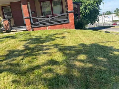 Lawn care service in Cleveland, 44112