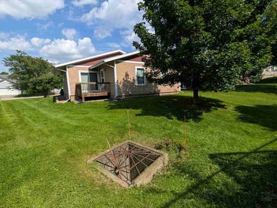 Lawn care service in Cedar Rapids, 52405