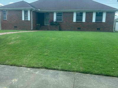 Lawn care service in Memphis, 38107