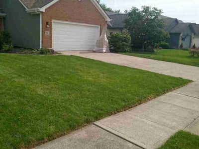 Lawn care service in Grove City, 43123