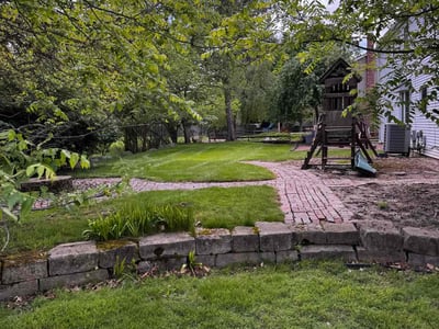 Lawn care service in Strongsville, 44136