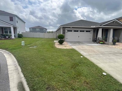 Lawn care service in Yulee, 32097