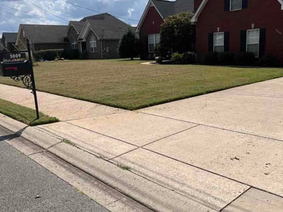 Lawn care service in La Vergne, 37086