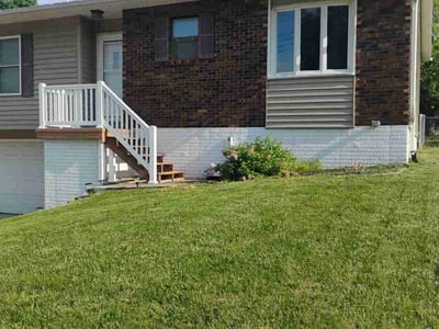 Lawn care service in Saint Joseph, 64506
