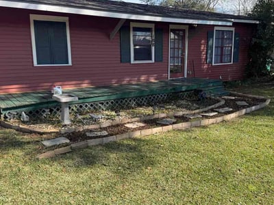 Lawn care service in Lafayette, 70506