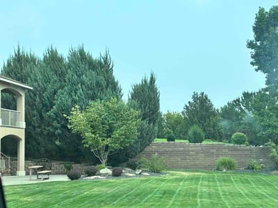 Lawn care service in Kennewick, 99336