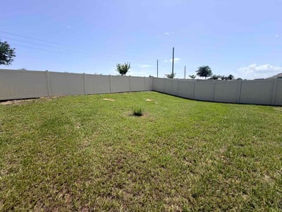Lawn care service in Davenport, 33837