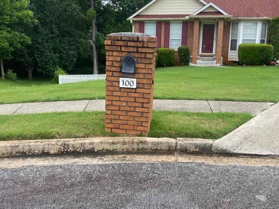 Lawn care service in Stockbridge, 30281