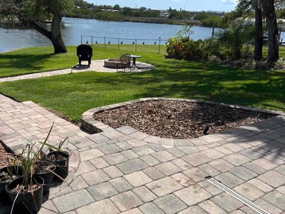 Lawn care service in Riverview, 33578