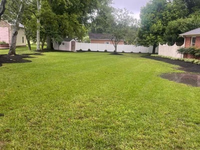 Lawn care service in Murfreesboro, 37129