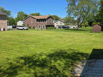 Lawn care service in Pearl River, 10965