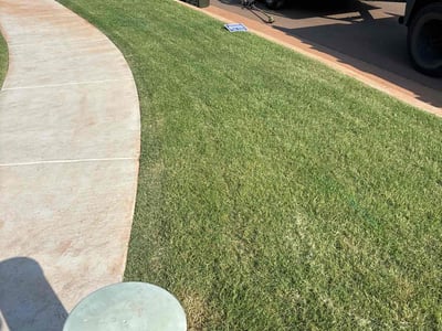 Lawn care service in Edmond, 73012