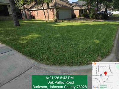 Lawn care service in Burleson, 76028