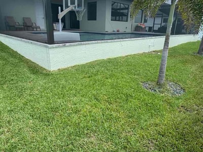 Lawn care service in Cape Coral, 33993