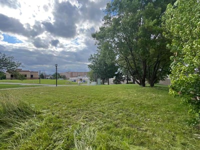 Lawn care service in Saint Paul, 55103