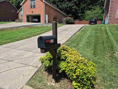 Lawn care service in Smyrna, 37167