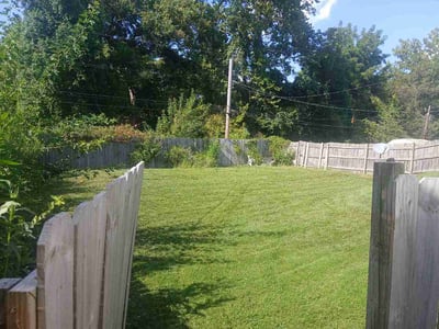 Lawn care service in Maryland Heights, 63043