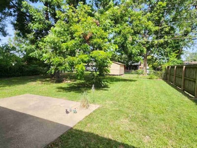 Lawn care service in North Little Rock, 72117