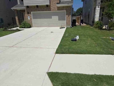 Lawn care service in Leander, 78641