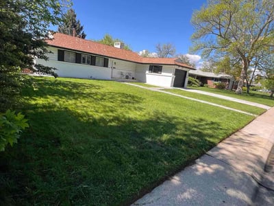 Lawn care service in Littleton, 80120