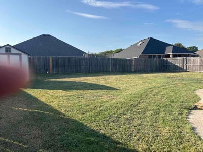 Lawn care service in Grand Prairie, 75052