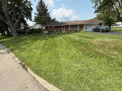 Lawn care service in Dayton, 45449
