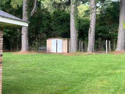 Lawn care service in Jackson, 39211
