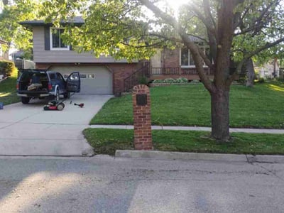 Lawn care service in Lincoln, 68516