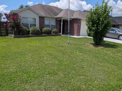 Lawn care service in North Little Rock, 72117