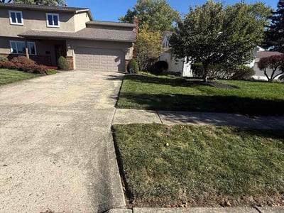 Lawn care service in Columbus, 43229
