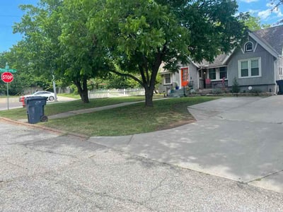 Lawn care service in Oklahoma City, 73106
