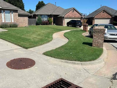 Lawn care service in Yukon, 73099