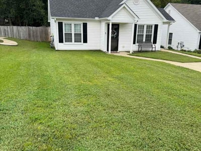 Lawn care service in Wilson, 27893