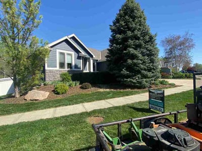 Lawn care service in Council Bluffs, 51503