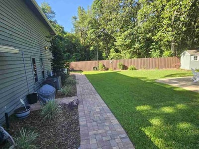 Lawn care service in Jacksonville, 32225
