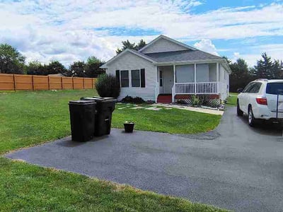Lawn care service in Staunton, 24401