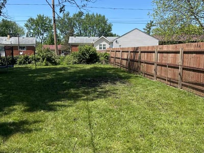 Lawn care service in Dayton, 45417