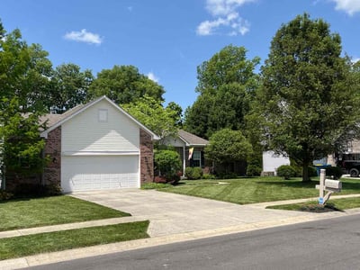 Lawn care service in Fishers, 46037