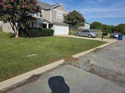 Lawn care service in Smyrna, 37167