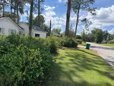 Lawn care service in Valdosta, 31605