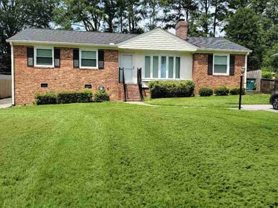 Lawn care service in Richmond, 23294