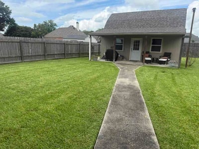 Lawn care service in Youngsville, 70592