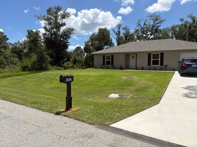 Lawn care service in North Port, 34288