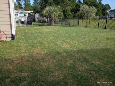 Lawn care service in Wilmington, 28409