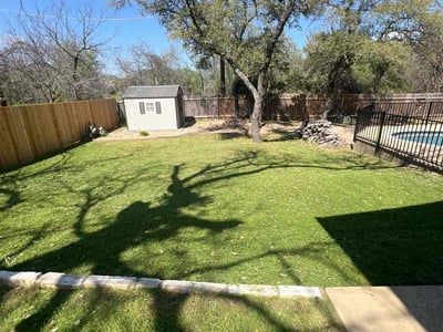 Lawn care service in Austin, 78729