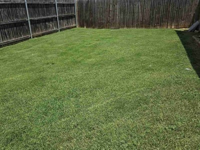 Lawn care service in Oklahoma City, 73162