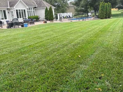 Lawn care service in Olathe, 66062