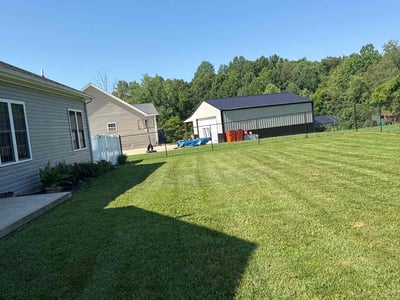 Lawn care service in Elizabethtown, 42701