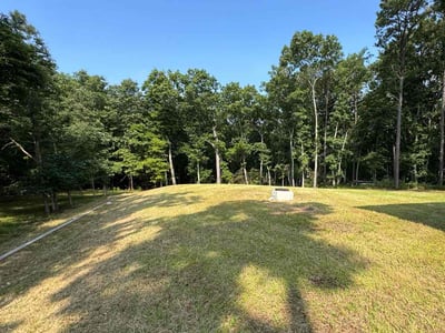 Lawn care service in Jackson Township, 08527
