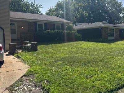 Lawn care service in Bolingbrook, 60440